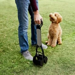 Frisco Spring Action Scooper -WoofyPlay Store 227478 PT2. AC SS1800 V1639615016