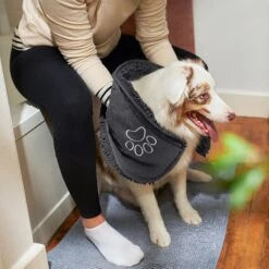 Frisco Microfiber Chenille Shammy Towel -WoofyPlay Store 235899 PT6. AC SS1800 V1606833131